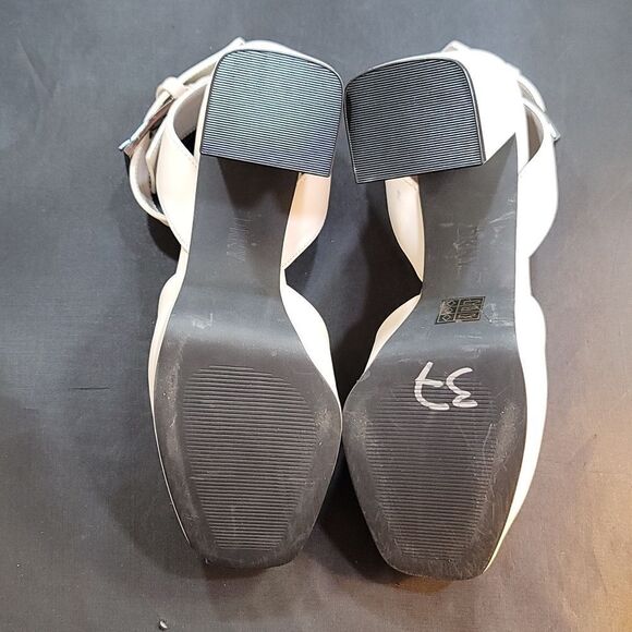 BRAND NEW DKNY BRIELLA LEATHER PLATFORM ANKLE WRAP PUMPS - Picture 14 of 16